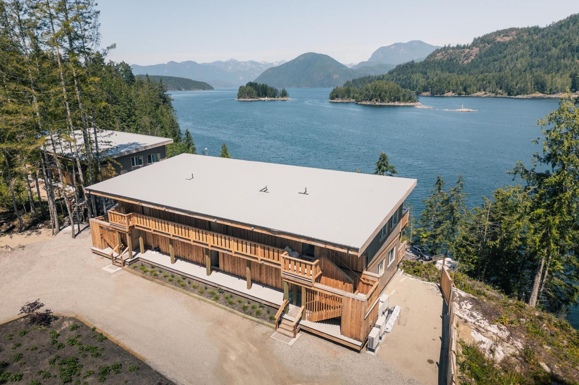 West Coast Wilderness Lodge Egmont Eksteriør bilde