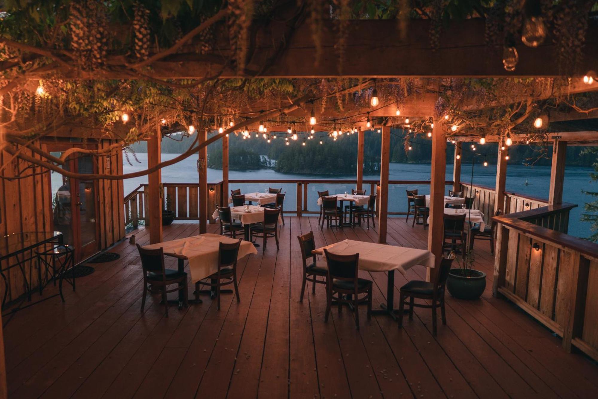 West Coast Wilderness Lodge Egmont Eksteriør bilde