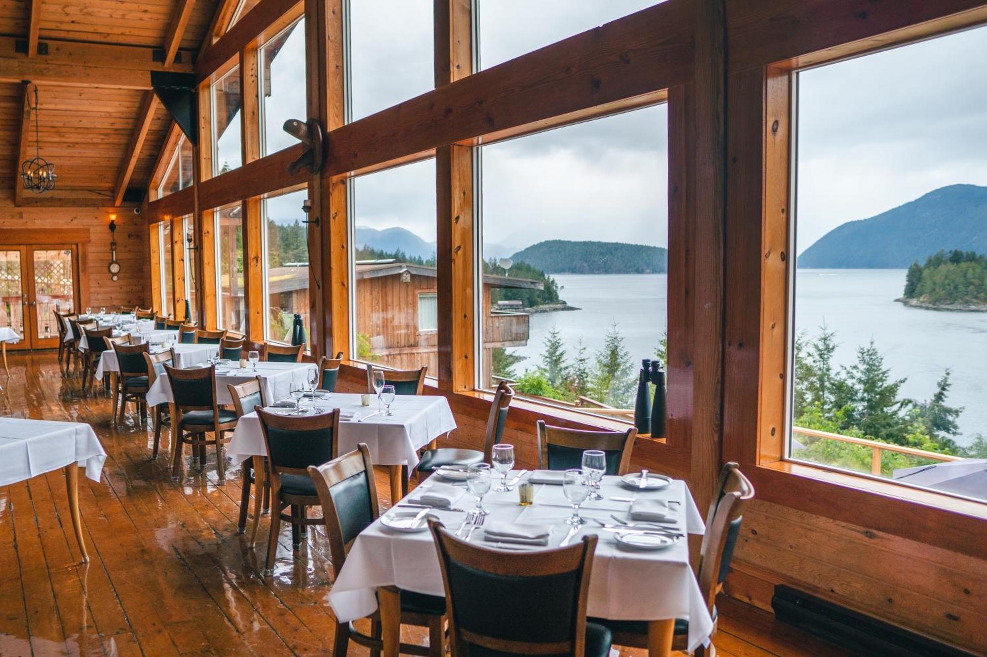 West Coast Wilderness Lodge Egmont Eksteriør bilde